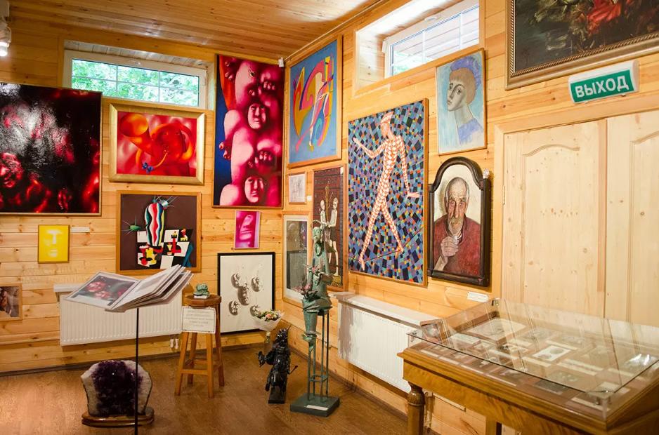 Музей-галерея Е. Евтушенко